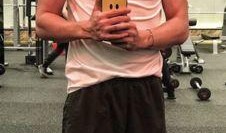 网友爆料上海男模视频,网友热议其帅气与神秘